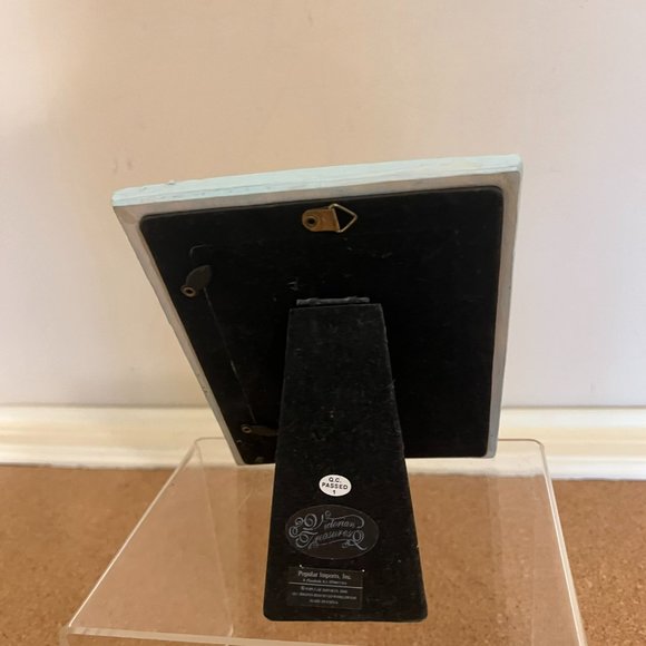 Vintage Kitsch Hand Painted Resin Kitten Cat Frame  by Victorian Treasures - Picture 5 of 6